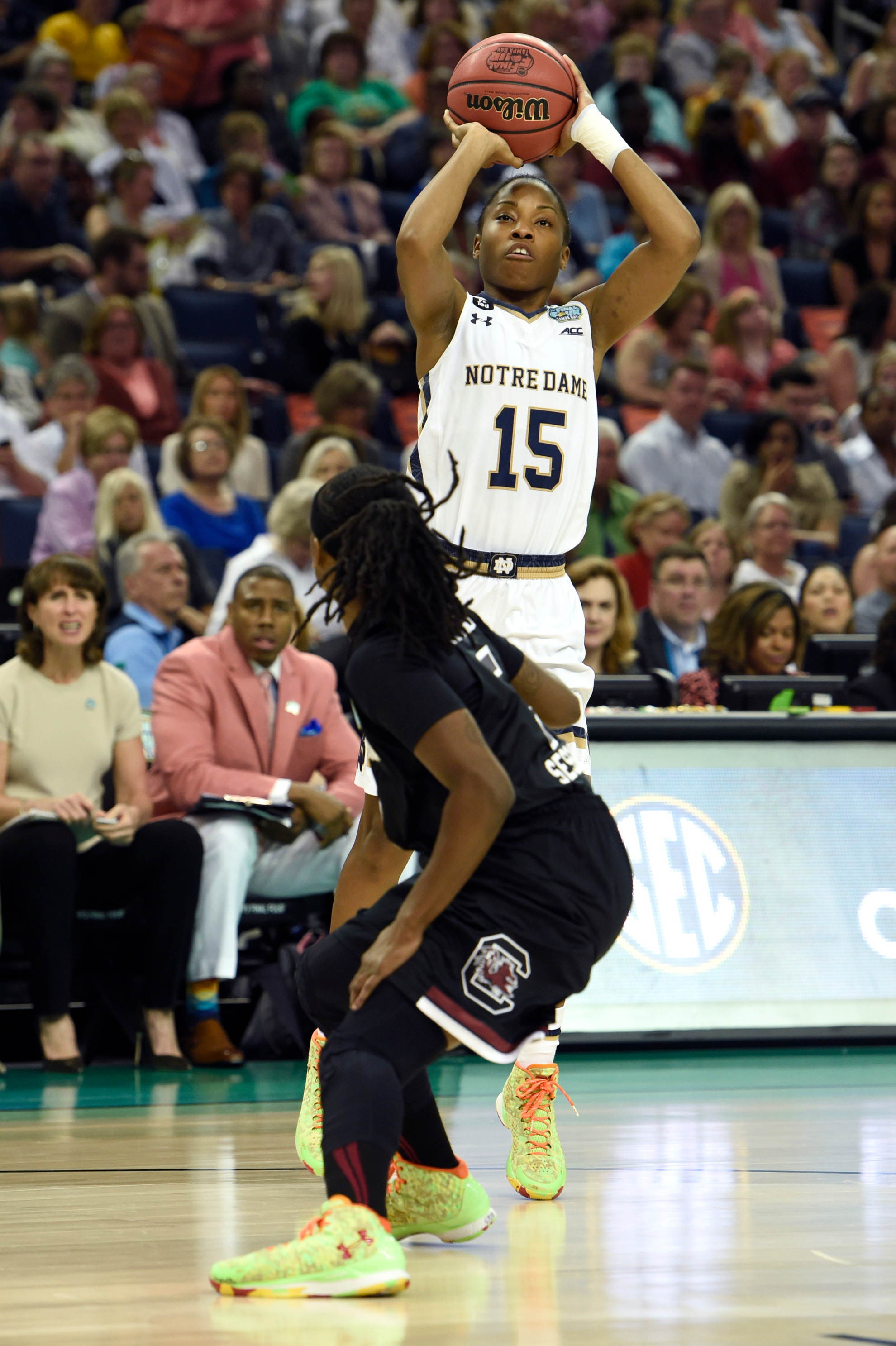 IRISH EXTRA: The Challenge Begins Anew for Irish Women’s Hoops Program Lindsay Allen has started every game at point guard both seasons of her Notre Dame career, earning AP honorable mention All-America status this past season after leading the ACC in assists (5.3 apg.).