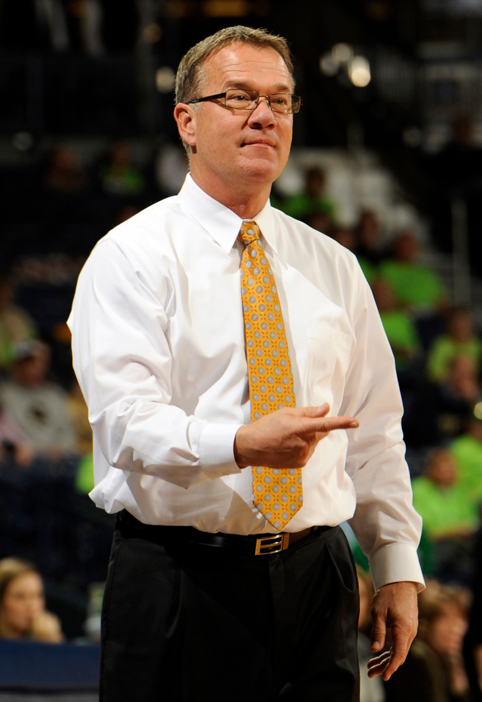 No. 5 Irish Rout Utah State, 109-70 (AP)