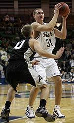 Notre Dame Meets Michigan Saturday Rob Kurz and the Irish take on the Wolverines this Saturday at the Joyce Center.