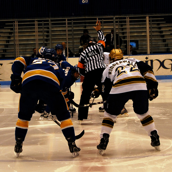 11/15 Hockey vs. Lake Superior State