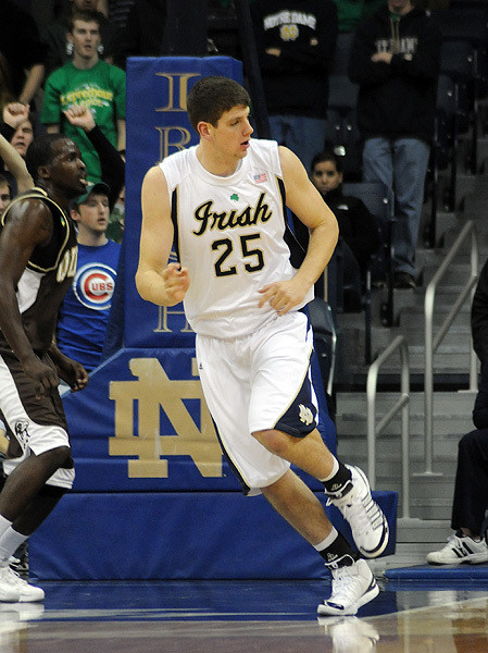 Listen Live To The Mike Brey Show Freshman Thomas Knight will be the player guest for The Mike Brey Show tonight.