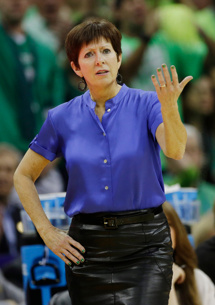 #2 Irish Fall to #3 UConn in Final Four (AP)