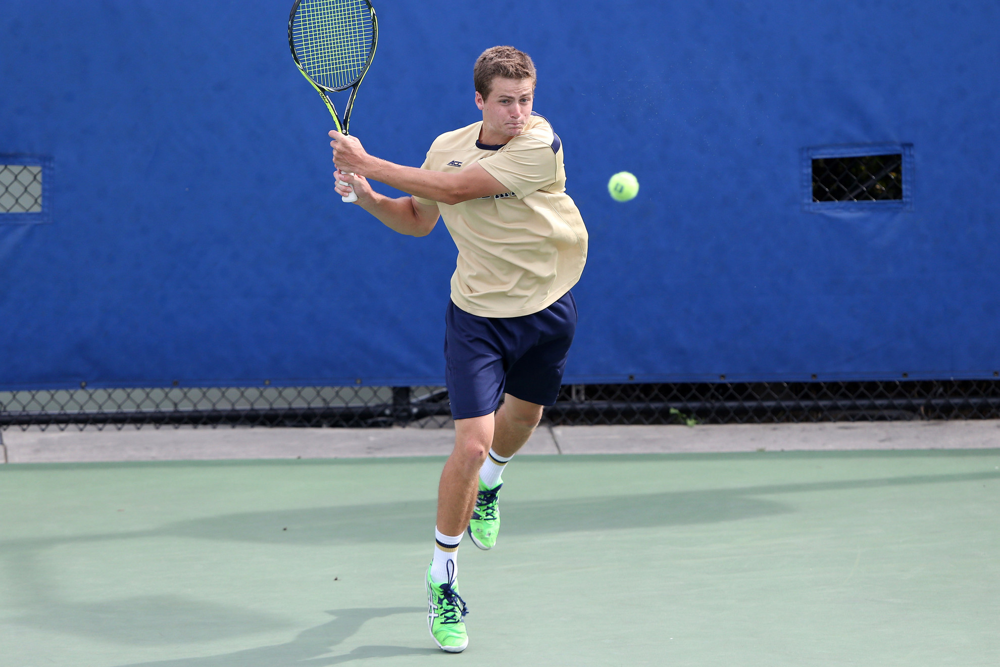 No. 35 Irish Fall To No. 5 Duke, 5-2 Junior Quentin Monaghan extended his season-high winning streak to nine with a win over No. 11 Nicolas Alvarez.