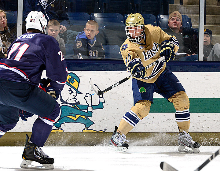 Irish Take 3-2 Decision From Lake Superior State In Series Opener Junior right wing Mike Voran got the game-winning goal in the 3-2 win over Lake Superior State.