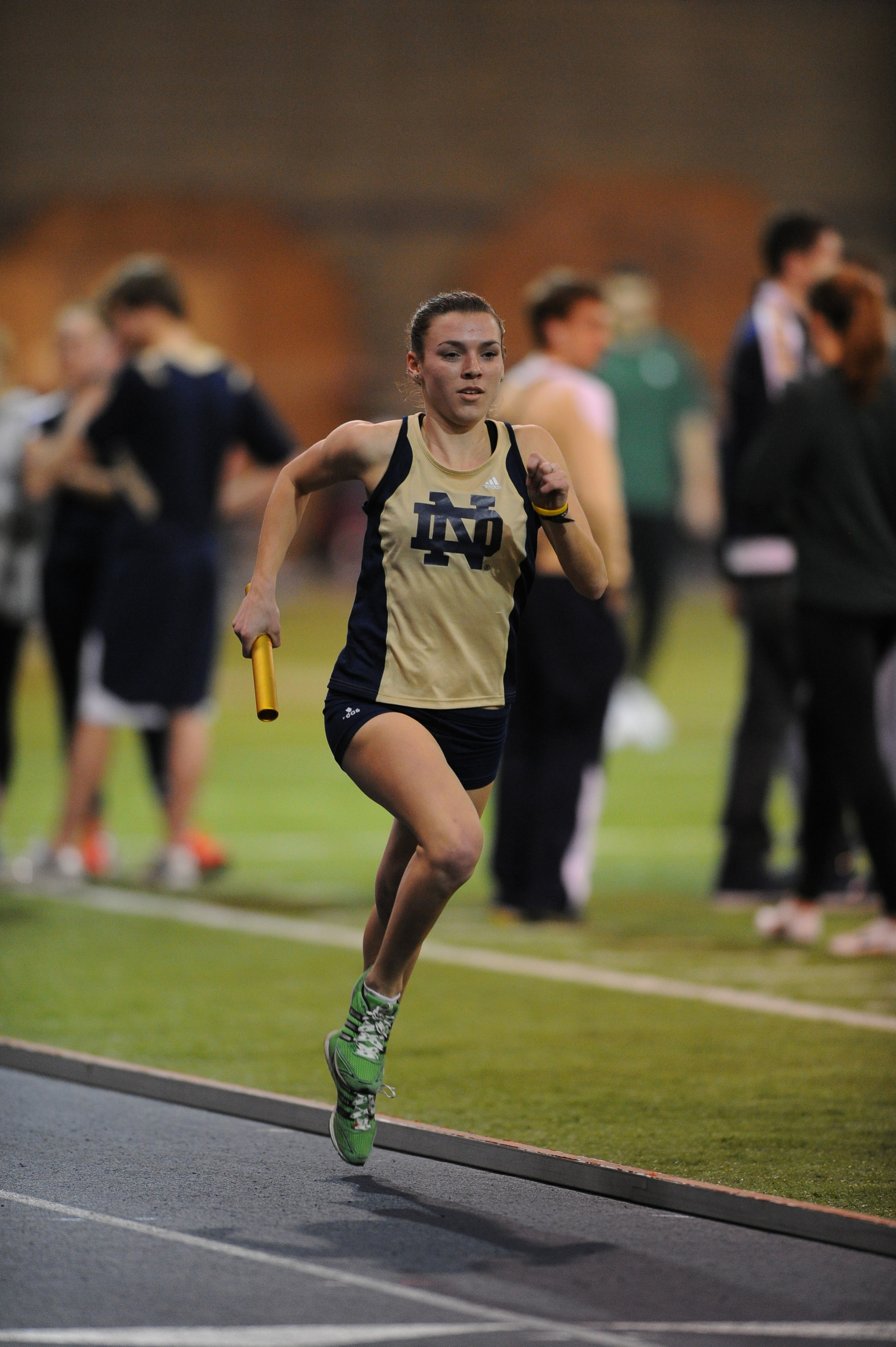 Women’s Distance Medley Relay Lowers School Record At Alex Wilson Invitational Alexa Aragon