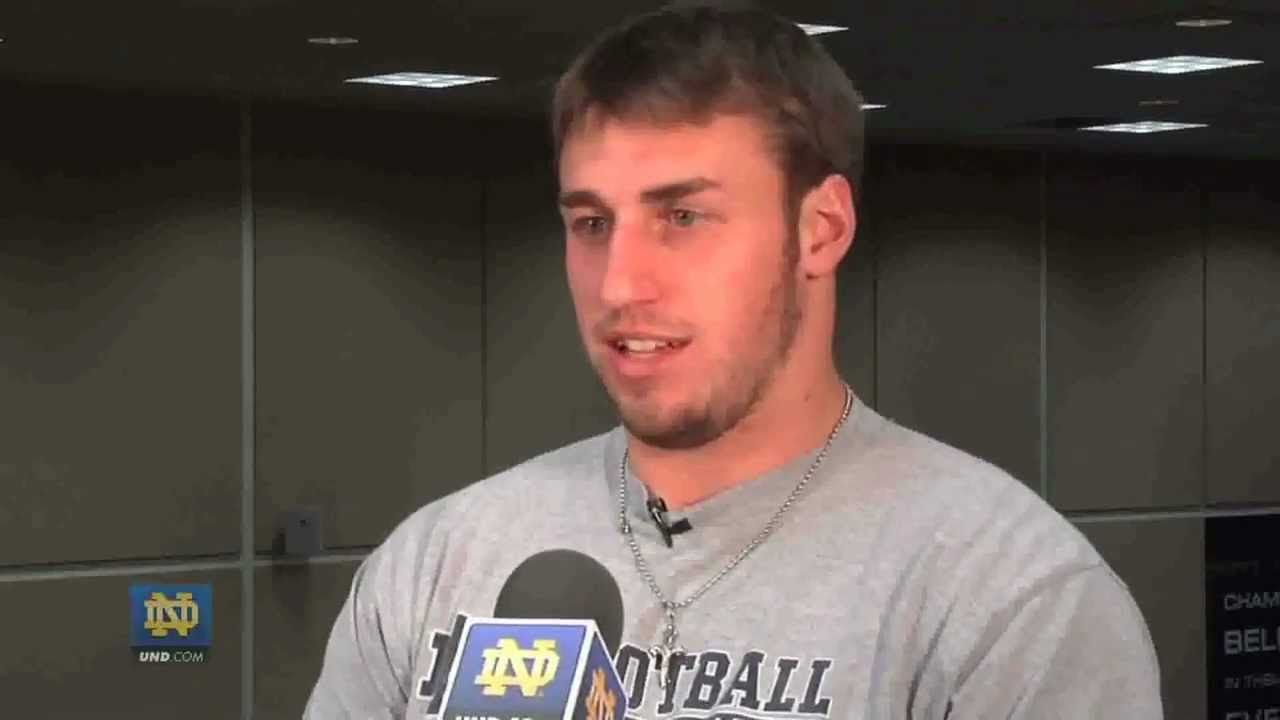 Building Up To BYU - Notre Dame Football Players