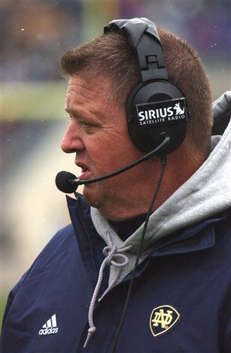 Notre Dame head football coach Charlie Weis will make an appearance at the Grape Road Meijer store on Wednesday, Aug. 3.