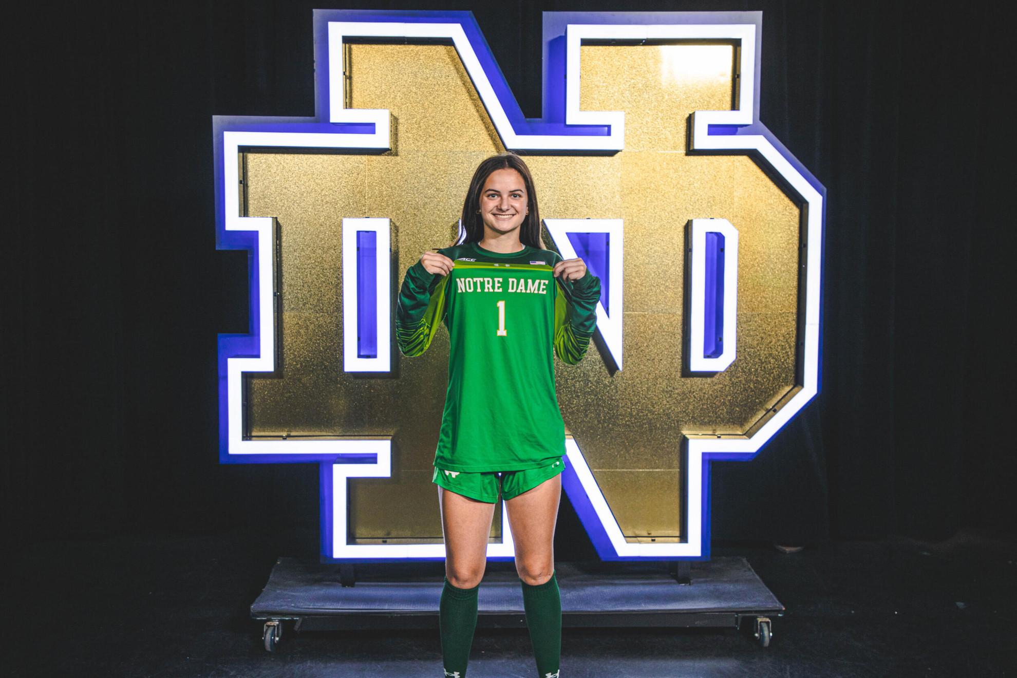 Jackie Hollomon Adds To Top-6 Ranked Recruiting Class Jackie Hollomon Adds To Top-6 Ranked Recruiting Class