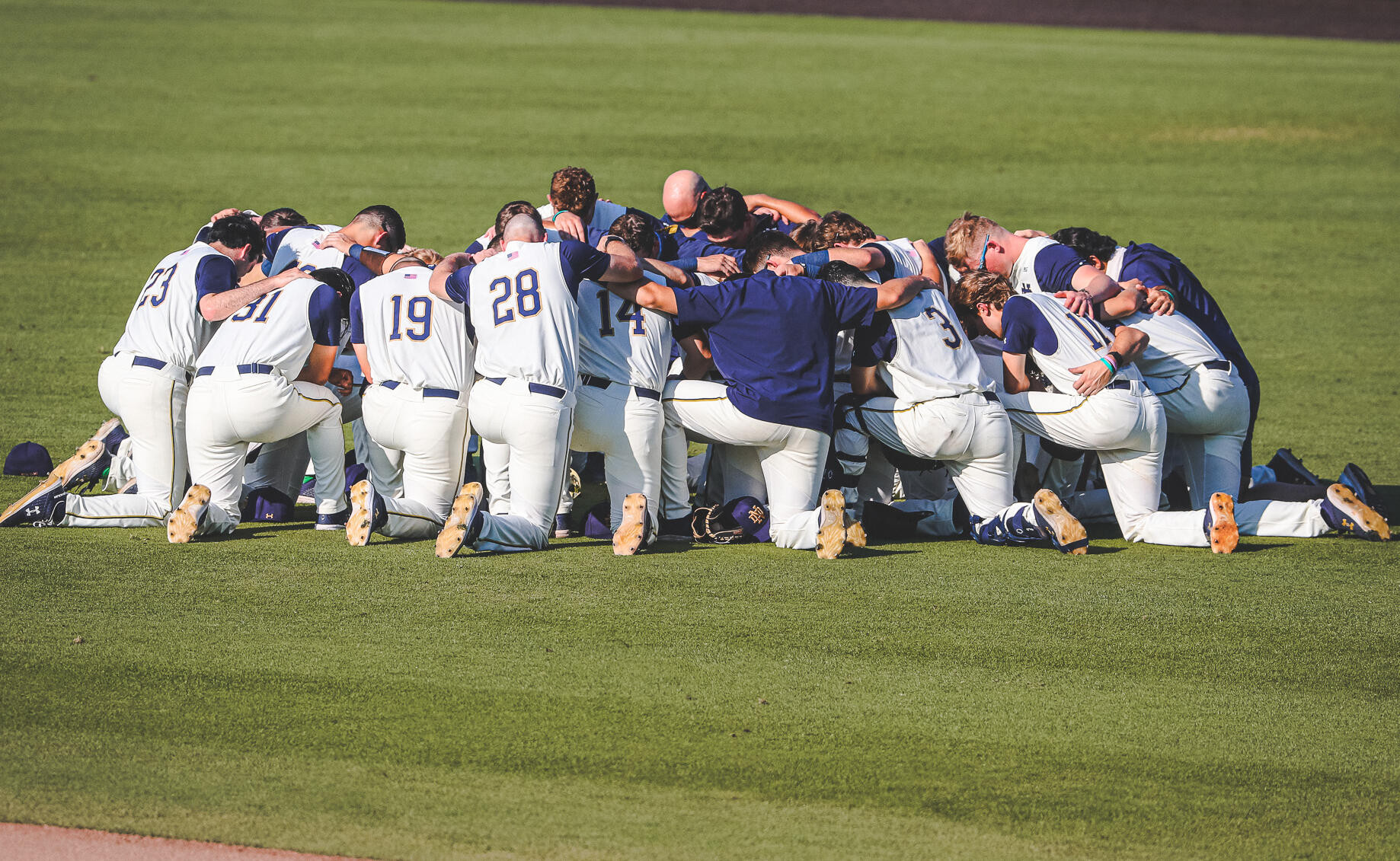 No. 10 Irish Fall in Super Regional Finale to No. 7 Bulldogs, 11-7 No. 10 Irish Fall in Super Regional Finale to No. 7 Bulldogs, 11-7