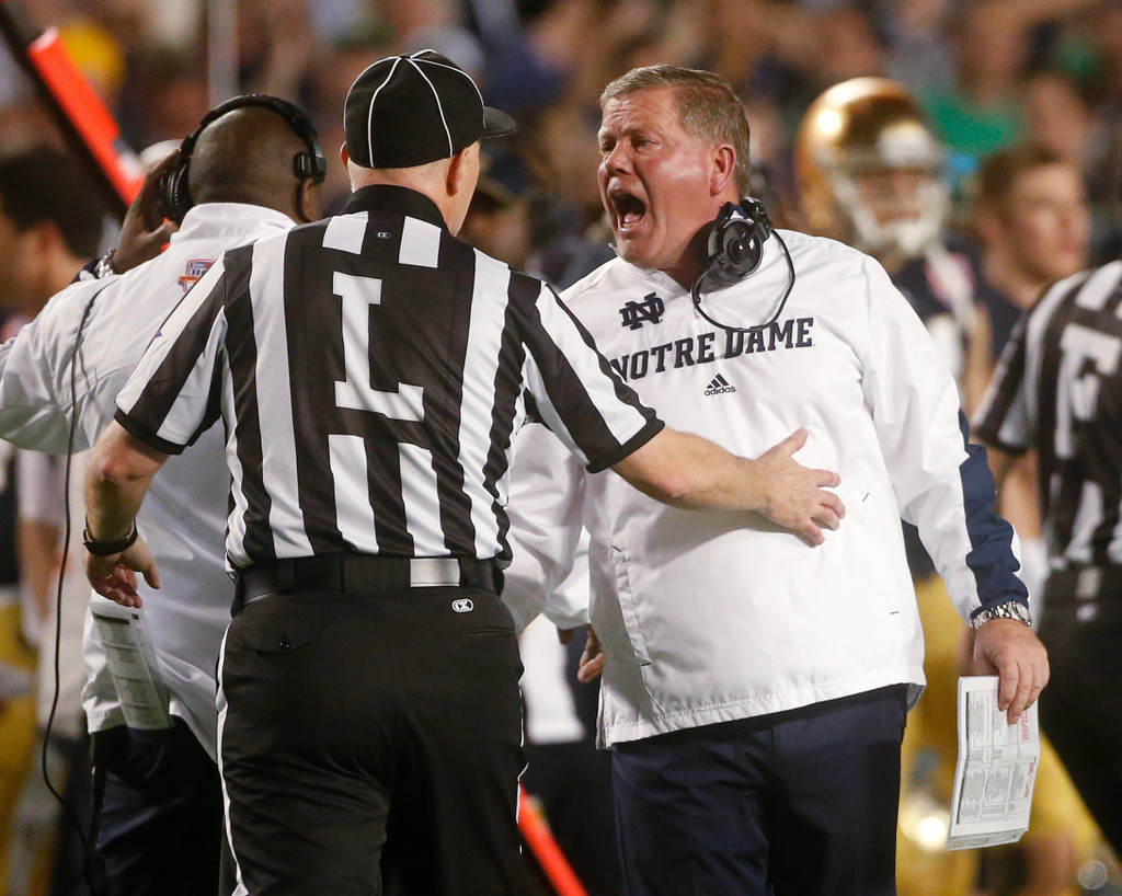 Irish Title Hopes Halted By Crimson Tide, 42-14 (AP)