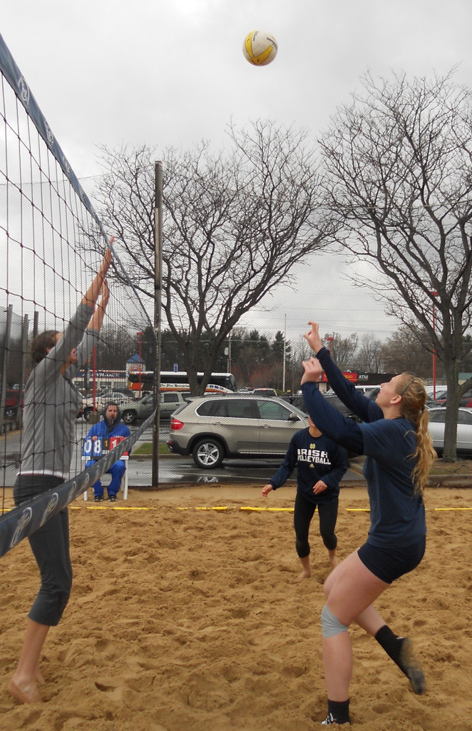 Irish Win Midwestern Collegiate Sand Challenge