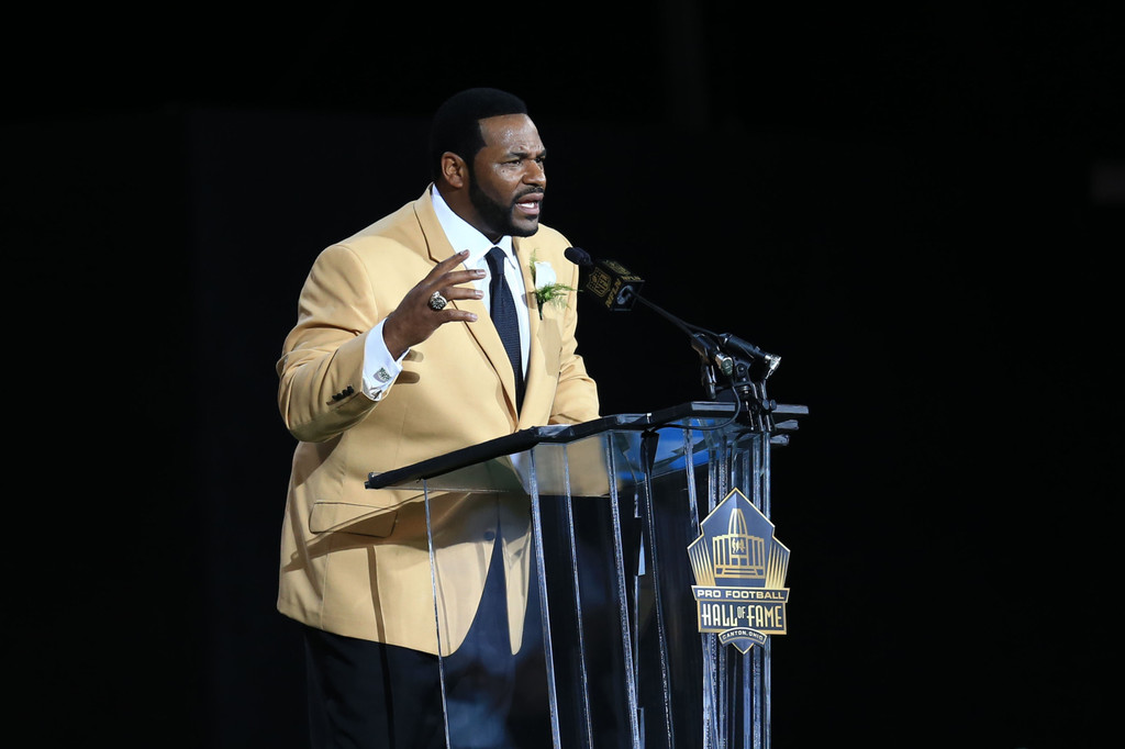 Jerome Bettis and Tim Brown inducted into Pro Football Hall of Fame