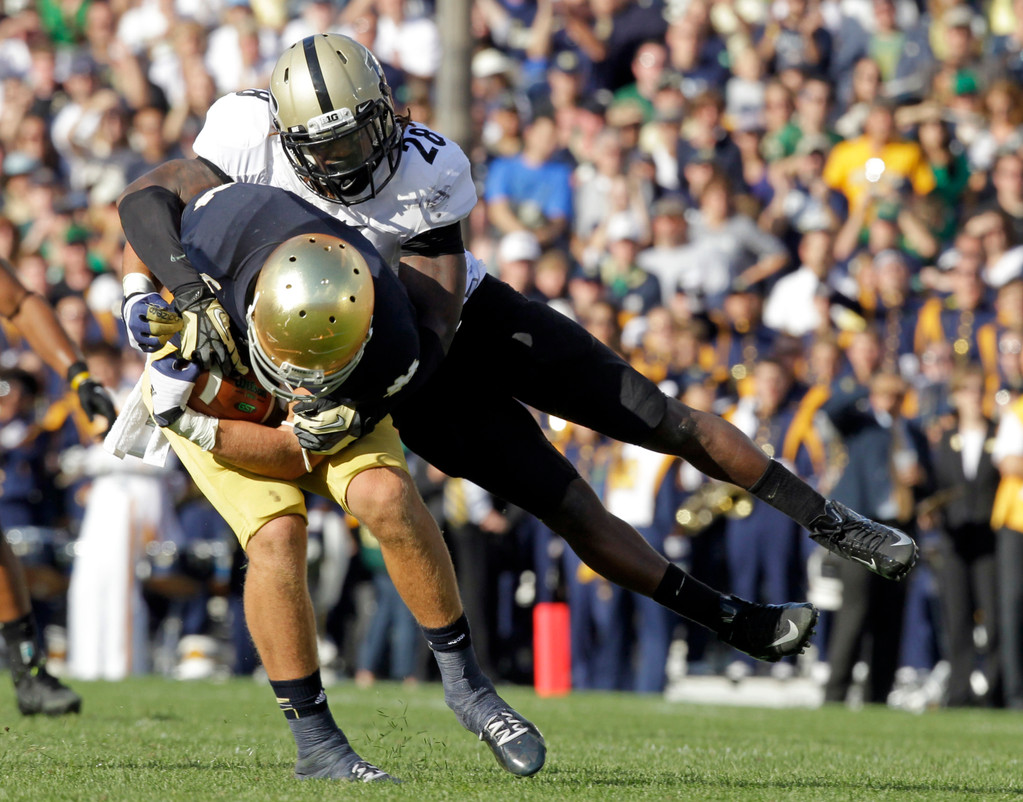 Brindza Kicks No. 22 Notre Dame Past Purdue 20-17 (AP)