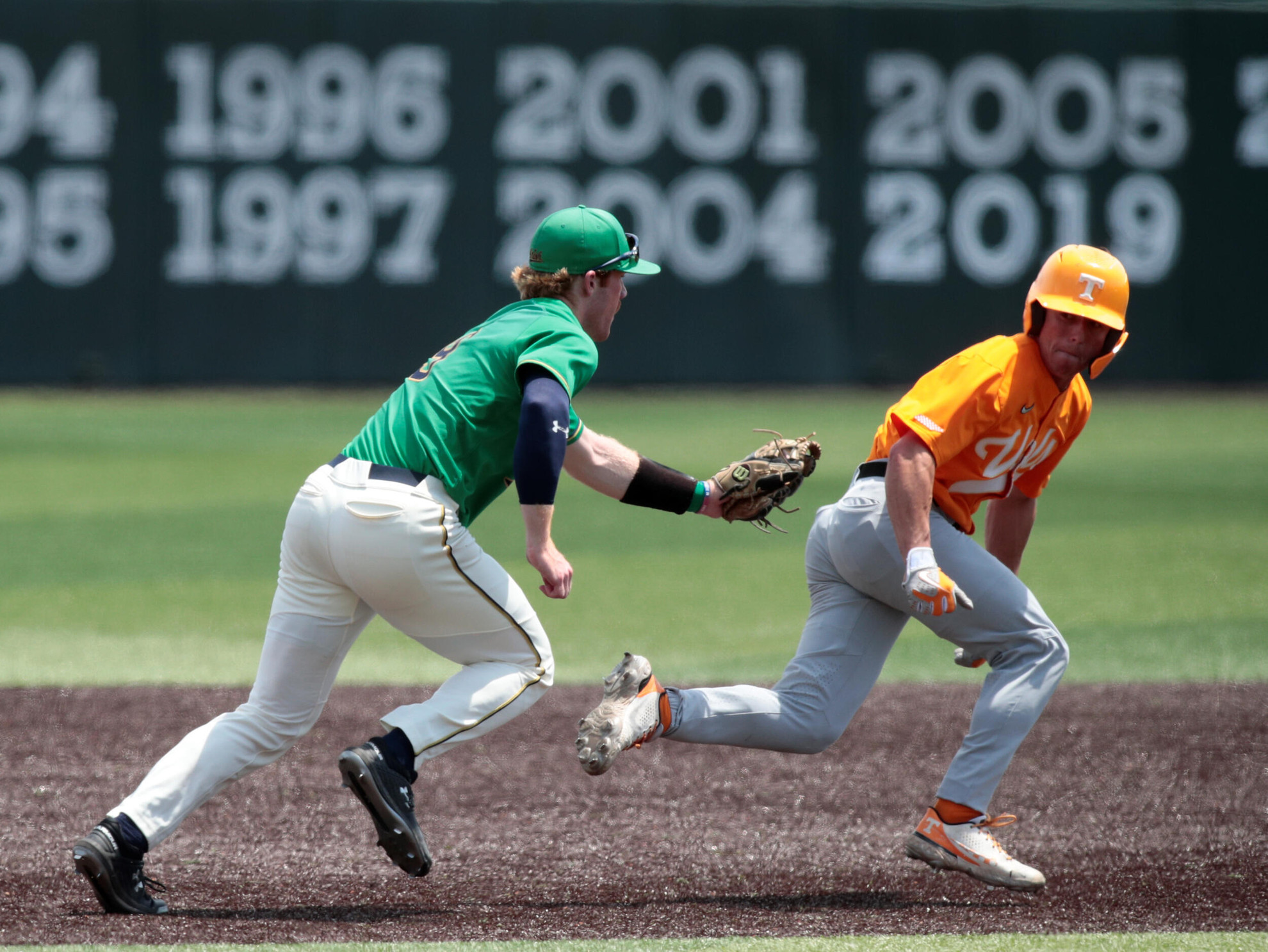 Irish Fall to No. 1 Tennessee, 12-4 Irish Fall to No. 1 Tennessee, 12-4