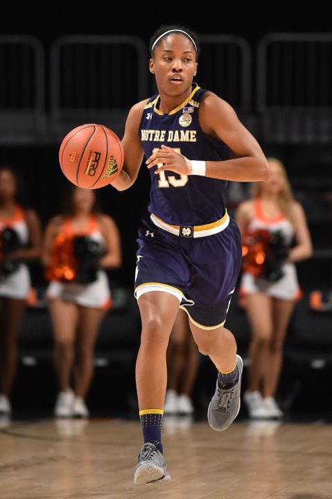 Lindsay Allen logged seven assists in Notre Dame's 86-54 win over Pittsburgh on Thursday