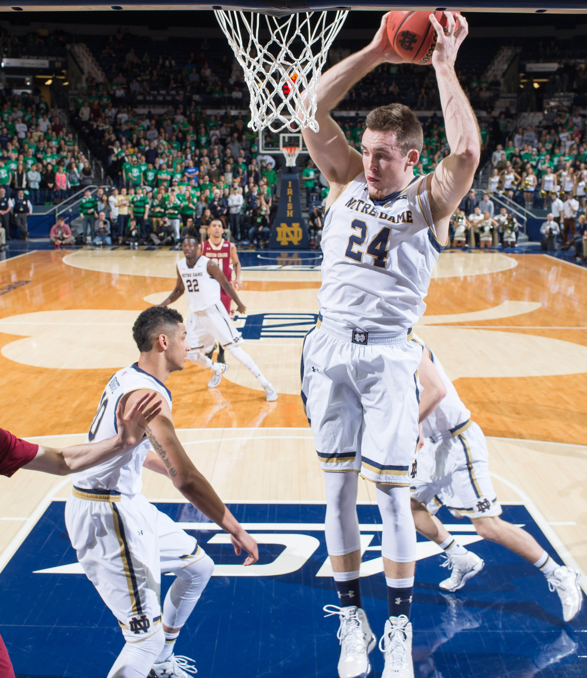 Pat Connaughton One of 15 Nominees For Julius Erving Award Pat Connaughton is among three players from the ACC up for consideration for the 2015 Julius Erving Award.