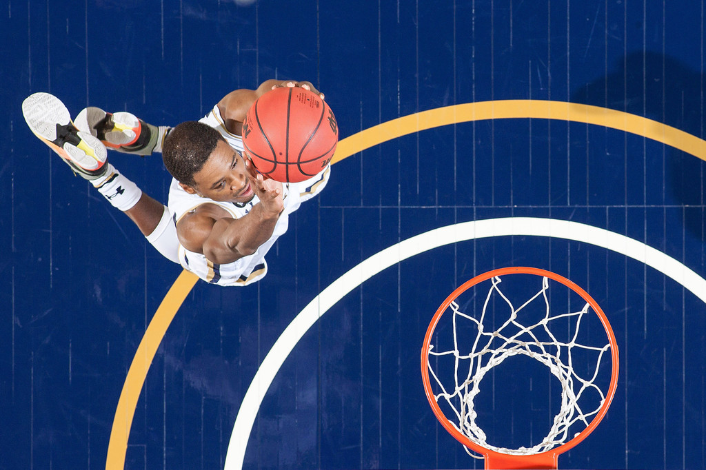 Notre Dame 86, Stony Brook 61