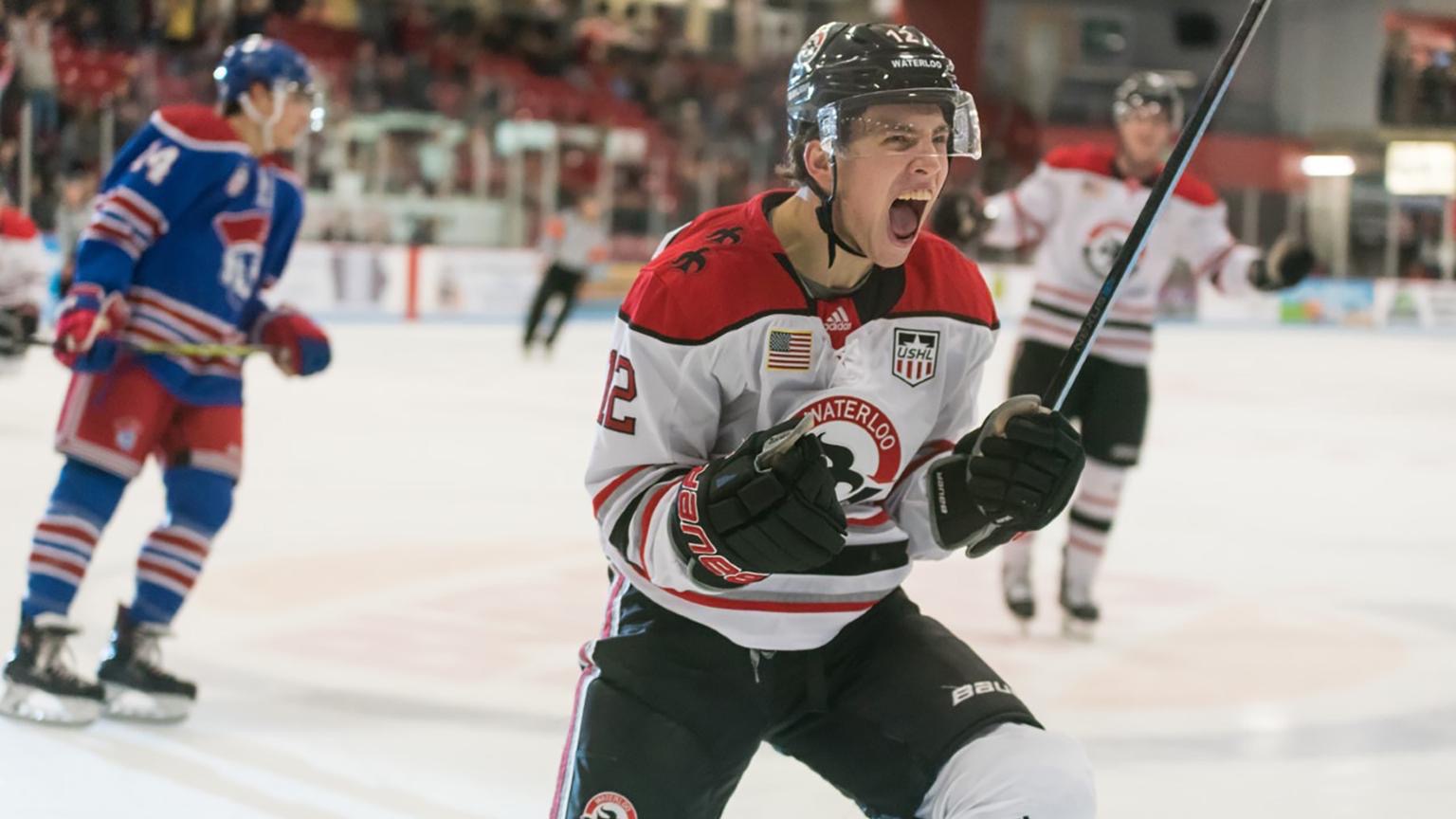 Irish Hockey Signs Six During Early Signing Period Notre Dame